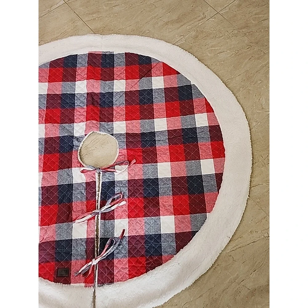 UGG Camper Plaid Tree Skirt Red/Grey Checkered Quilted Cotton & Sherpa Christmas